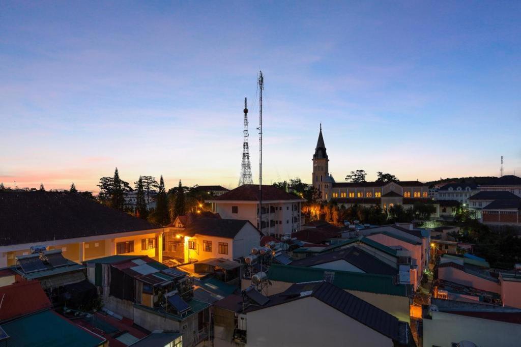 Yukkuri Boutique Hotel Dalat Kültér fotó
