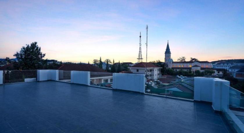Yukkuri Boutique Hotel Dalat Kültér fotó